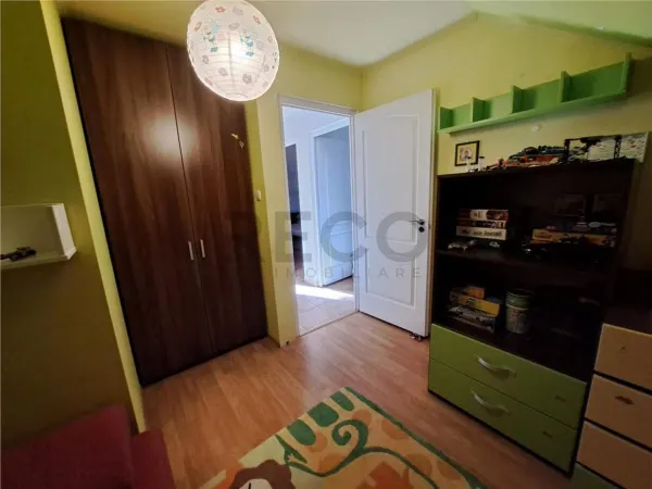 Casă 4 camere Paleu - poza 8