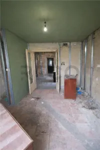 RECO Casa de renovat , zona centrala sub 1000 €/mp!!! - foto 4