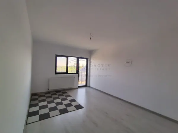 Apartament 3 camere Ipotești - poza 5
