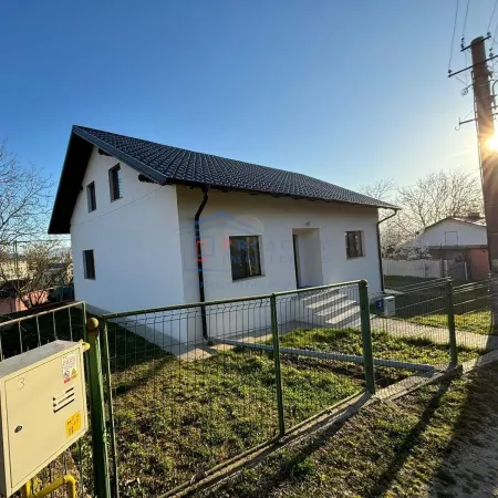 Casă 3 camere Suceava - poza 13