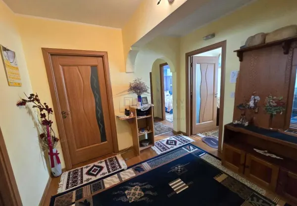 Apartament 4 camere Suceava - poza 2