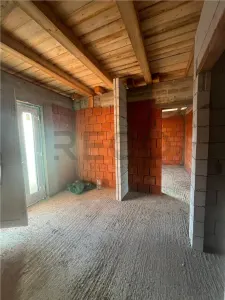 RECO Casa plan parter cu 3 dormitoare-la rosu- Paleu - foto 19