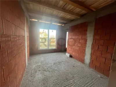 RECO Casa plan parter cu 3 dormitoare-la rosu- Paleu - foto 7