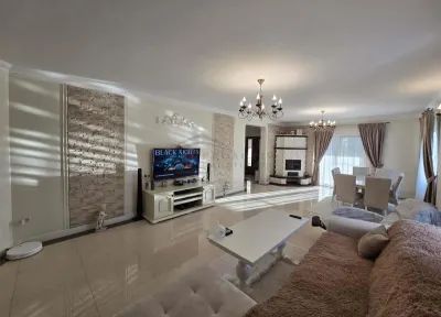 Casa Parter in Suceava: 1.000 mp Teren | Confort Premium | C-3819 - foto 2