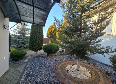Casa Parter in Suceava: 1.000 mp Teren | Confort Premium | C-3819 - foto 14