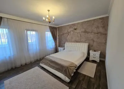 Casa Parter in Suceava: 1.000 mp Teren | Confort Premium | C-3819 - foto 8