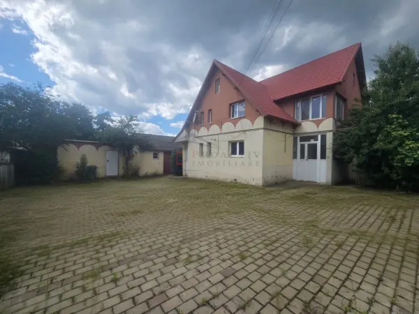 Casă 4 camere Suceava - poza 2