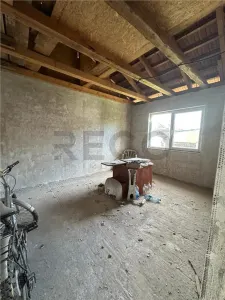RECO, Casa noua, semifinisata in Osorhei, Bihor - foto 7