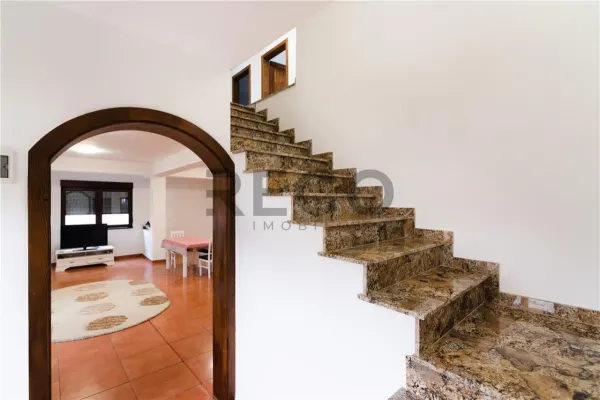 Casă 5 camere Paleu - poza 3