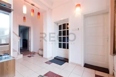 RECO Casa  cu 4 camere la 5 minute de centru (Olosig) -Oradea-curte si acces auto - foto 13