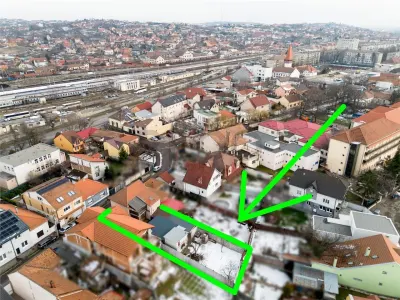 RECO Casa  cu 4 camere la 5 minute de centru -acces auto Oradea - foto 36