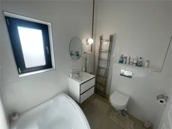 Apartament 3 camere Ipotești - poza 10