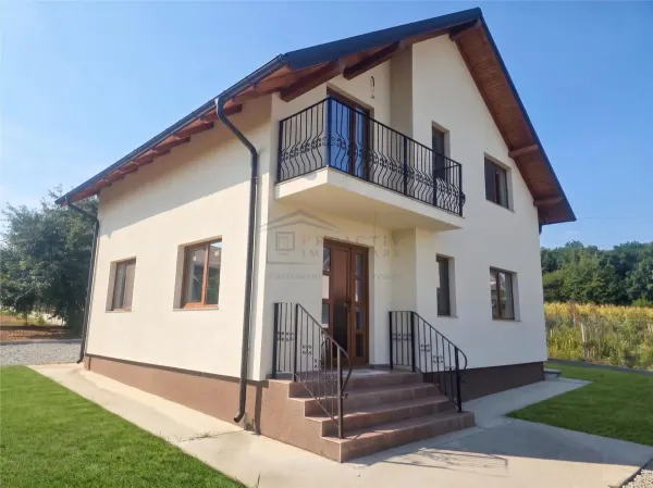 Casă 4 camere Suceava - poza 12