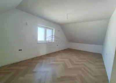 Casa indivduala | Ipotesti | Garaj 400 mp teren | C-5617 - foto 8