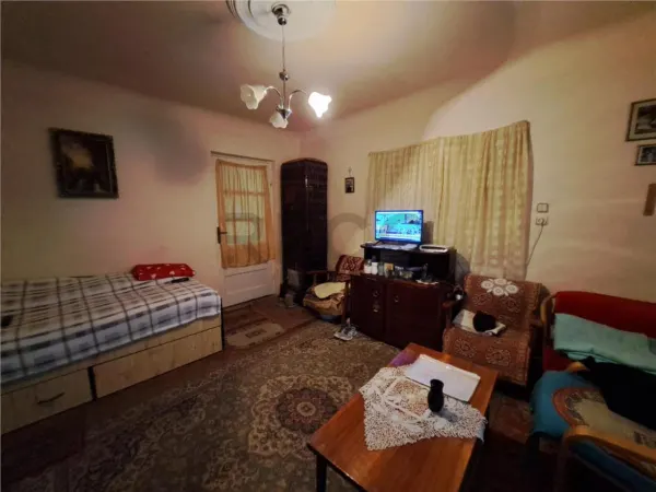 Casă 2 camere Sânmartin - poza 6