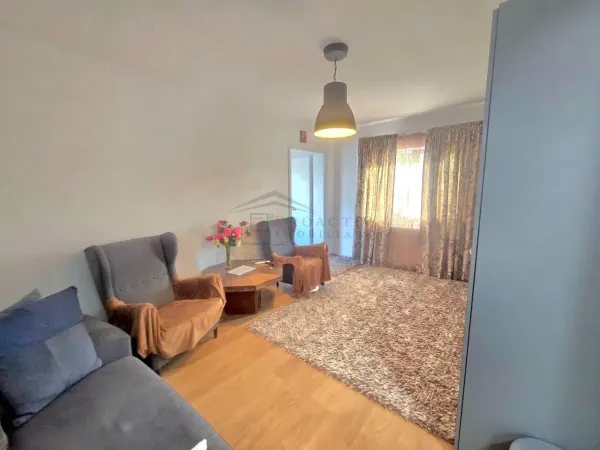 Casă 5 camere Moara - poza 2