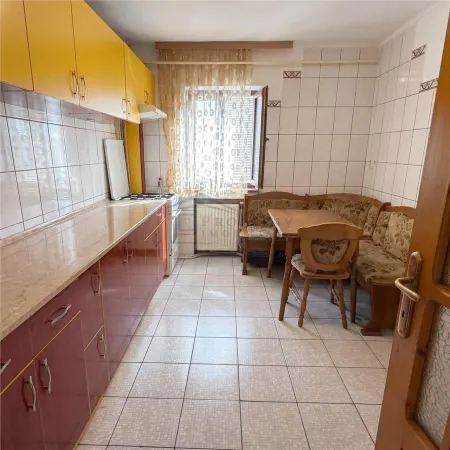 Apartament 4 camere Suceava - poza 8