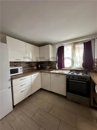 Apartament 3 camere Oradea - poza 3