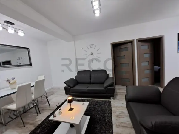 Apartament 3 camere Oradea - poza 1
