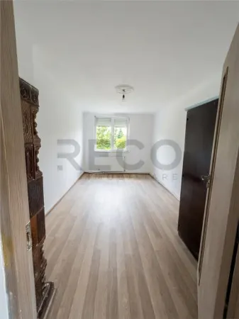 Apartament 2 camere Oradea - poza 1