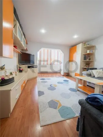 Apartament 3 camere Oradea - poza 3