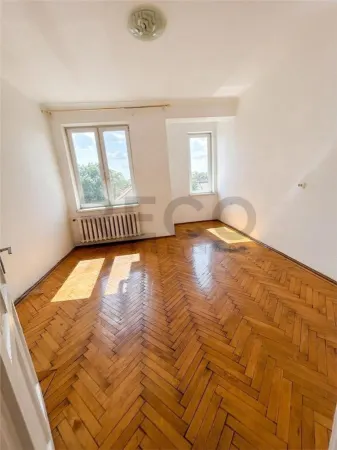 Apartament 3 camere Oradea - poza 1