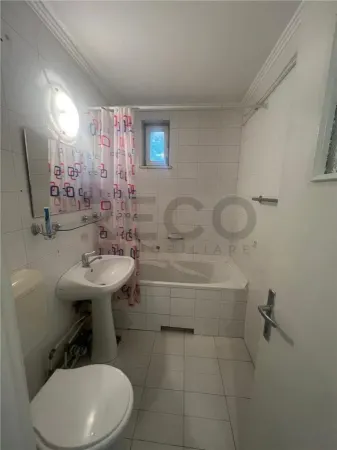 Apartament 3 camere Oradea - poza 13