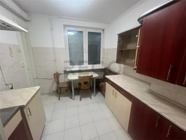 Apartament 3 camere Oradea - poza 9