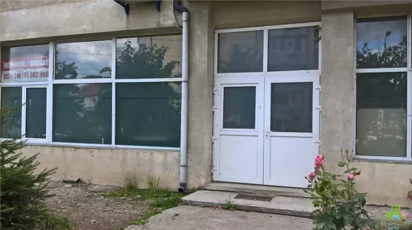 Spațiu comercial Moinești - poza 2