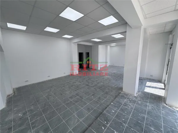 Spațiu comercial Dragasani - poza 3