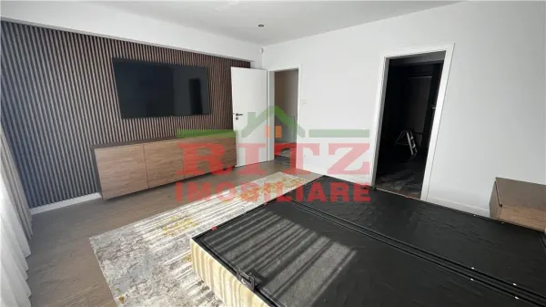 Casă 4 camere Slatina - poza 12