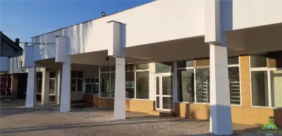 Vanzare spatiu comercial  Moinesti, Lucacesti - 400 mp - Moinesti
