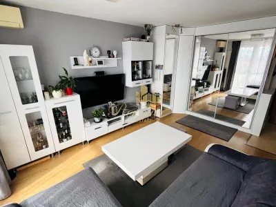 DENYA FOREST,Apartament 3 camere, 70 mp, 2 bai, loc parcare- Zona Lipovei - foto 2