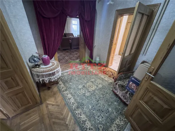 Casă 7 camere Slatina - poza 14