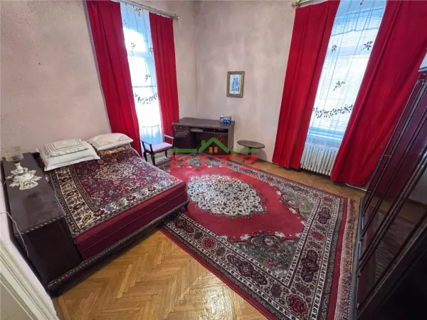 Casă 7 camere Slatina - poza 9