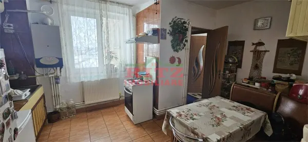 Apartament 3 camere Caracal - poza 3