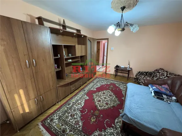 Apartament 2 camere Slatina - poza 1