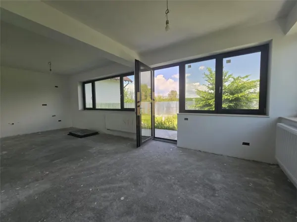 Casă 5 camere Nisipoasa - poza 4