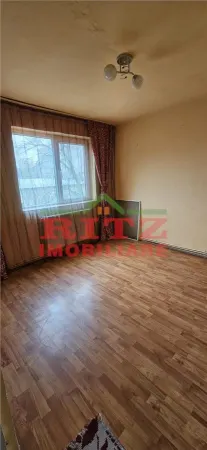 Apartament 3 camere Caracal - poza 2
