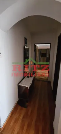 Apartament 3 camere Caracal - poza 2