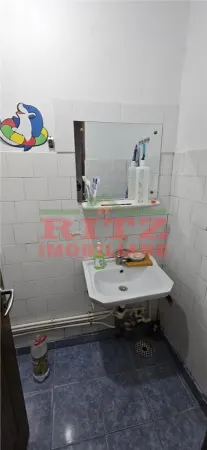 Apartament 3 camere Caracal - poza 9