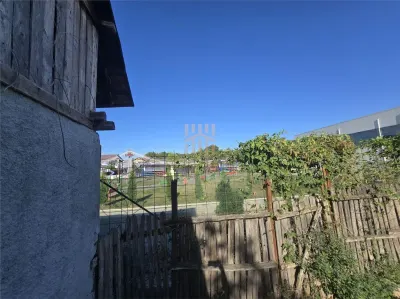Vindem teren in Plopu - foto 25
