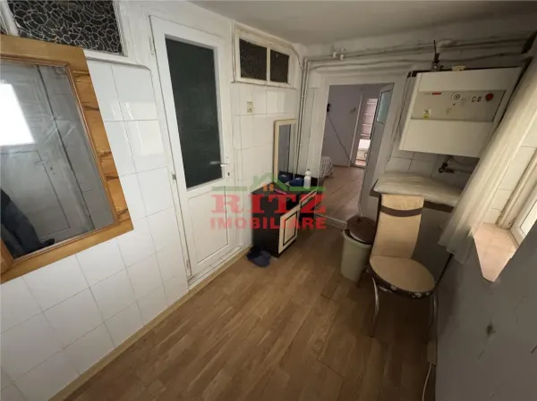 Casă 3 camere Piatra-Olt - poza 11