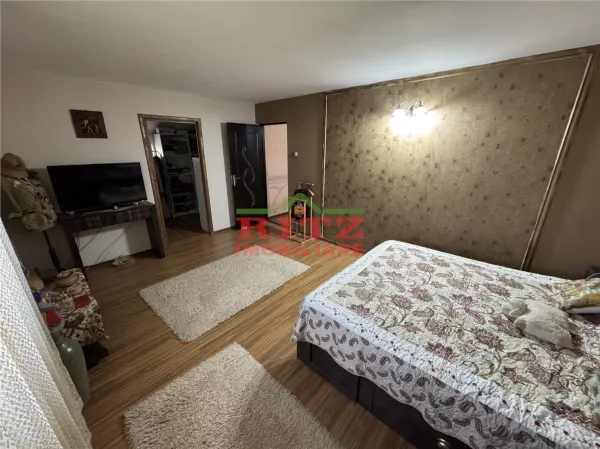 Casă 6 camere Slatina - poza 13