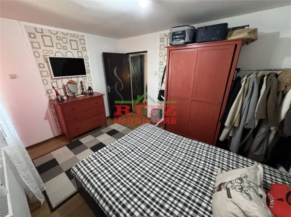 Casă 6 camere Slatina - poza 14