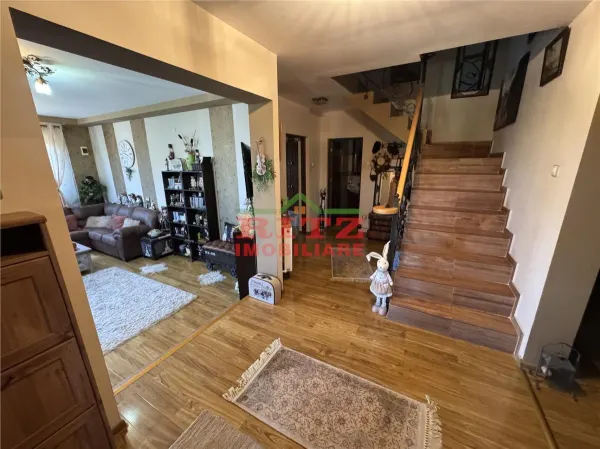 Casă 6 camere Slatina - poza 5