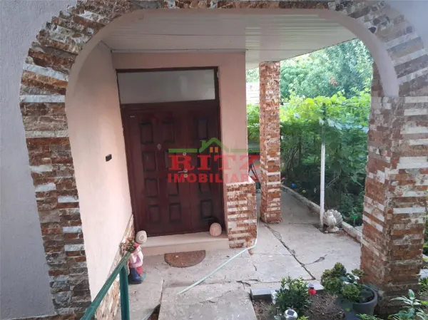 Casă 4 camere Caracal - poza 2