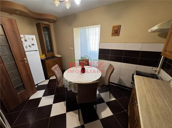 Apartament 3 camere Slatina - poza 5