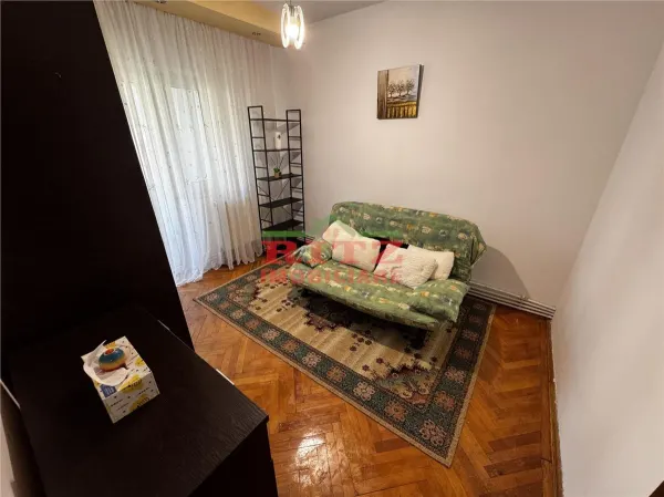 Apartament 3 camere Slatina - poza 8