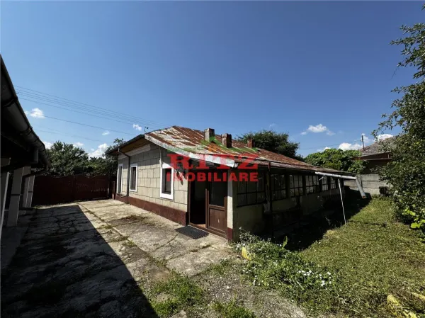 Casă 4 camere Osica de Sus - poza 11